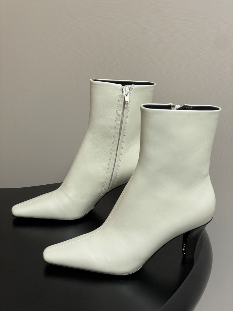 Y51 boots